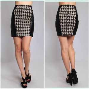 NWT houndstooth mini pencil skirt black /tan